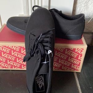 VANS WINSTON LOW CANVAS WOMEN'S LOW TOP SNEAKERS